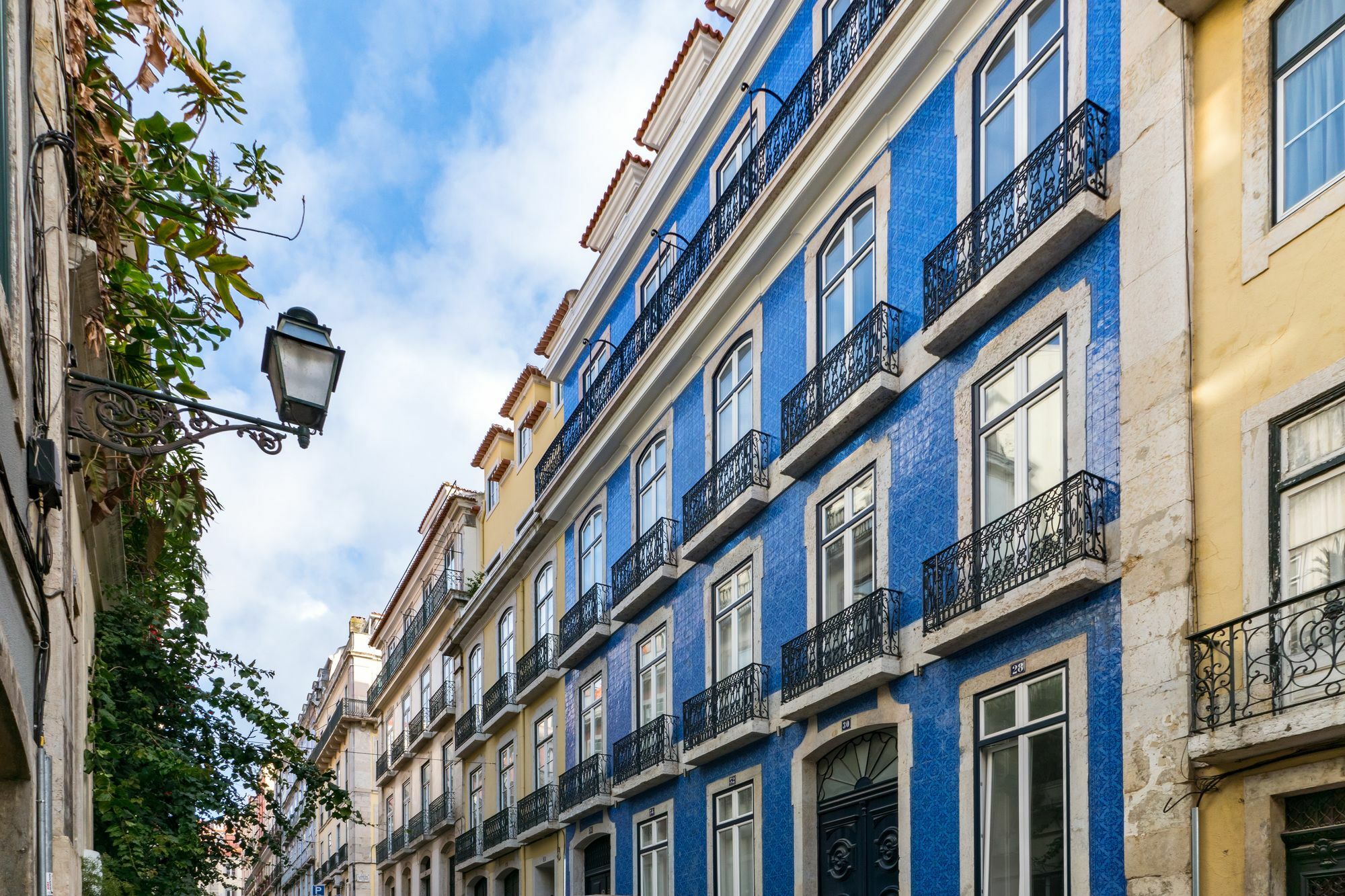 Sweet Inn Apartment - Chiado Luxury Лиссабон Экстерьер фото