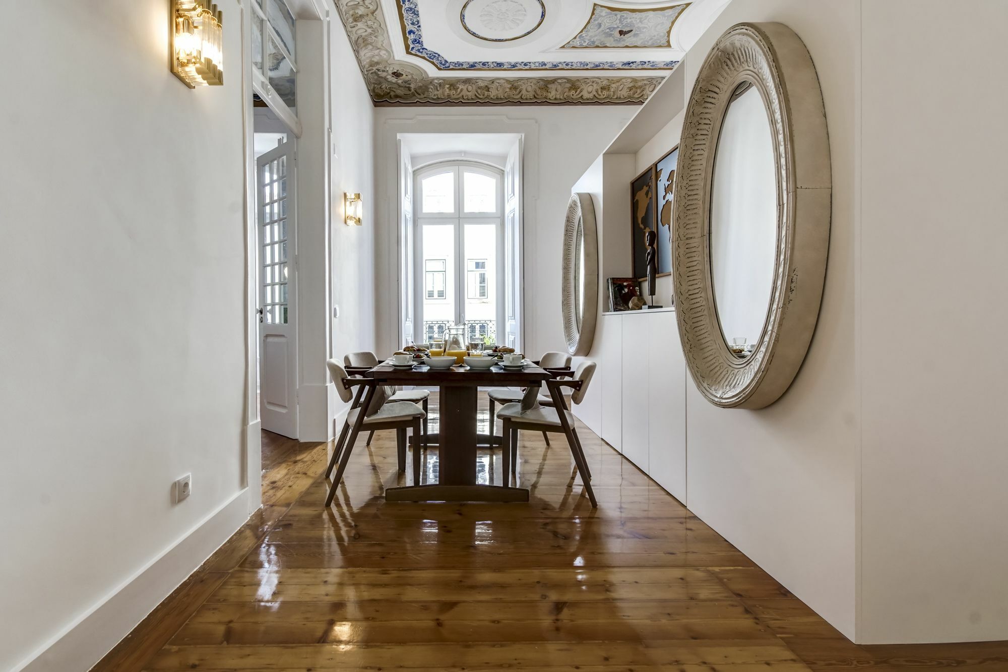 Sweet Inn Apartment - Chiado Luxury Лиссабон Экстерьер фото