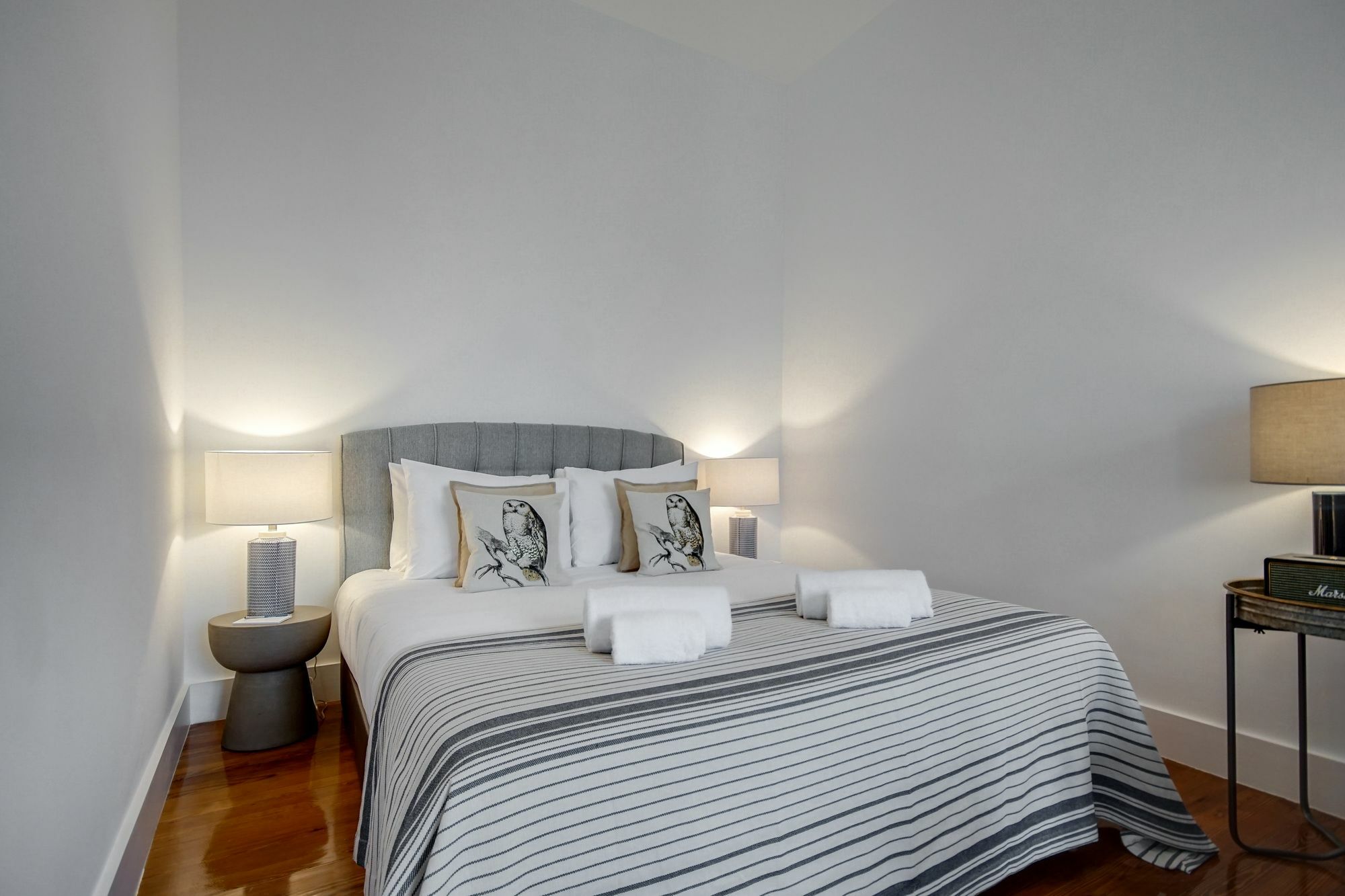 Sweet Inn Apartment - Chiado Luxury Лиссабон Экстерьер фото
